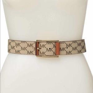 Michael Kors women’s large reversible belt new
